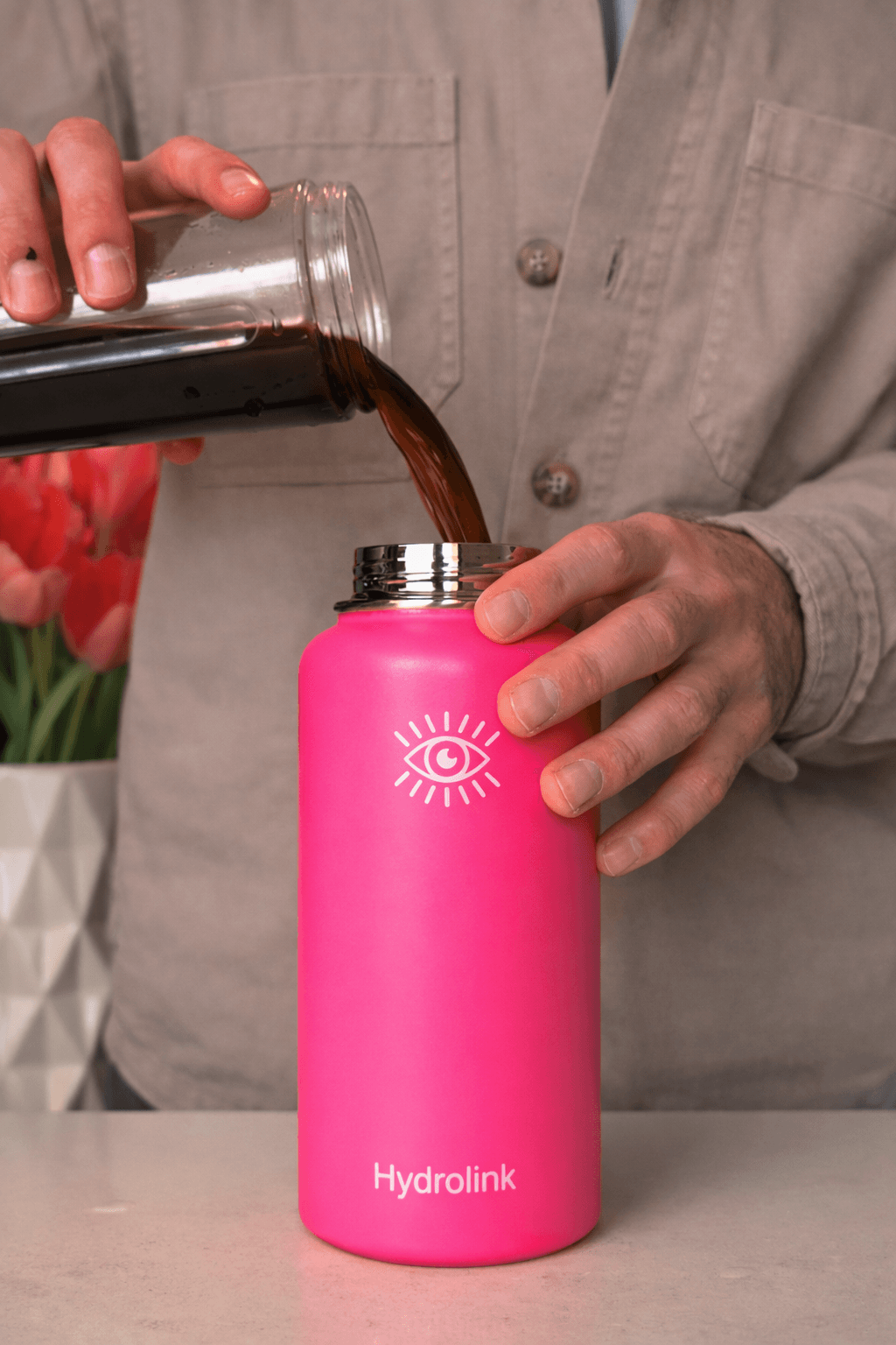 HydroLink bottle on a modern office desk